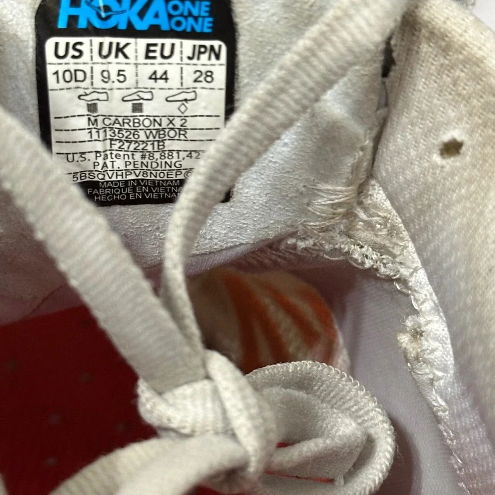 Hoka Carbon X 2 Mens Size 10 White Orange Running Shoes 1113526 WBOR